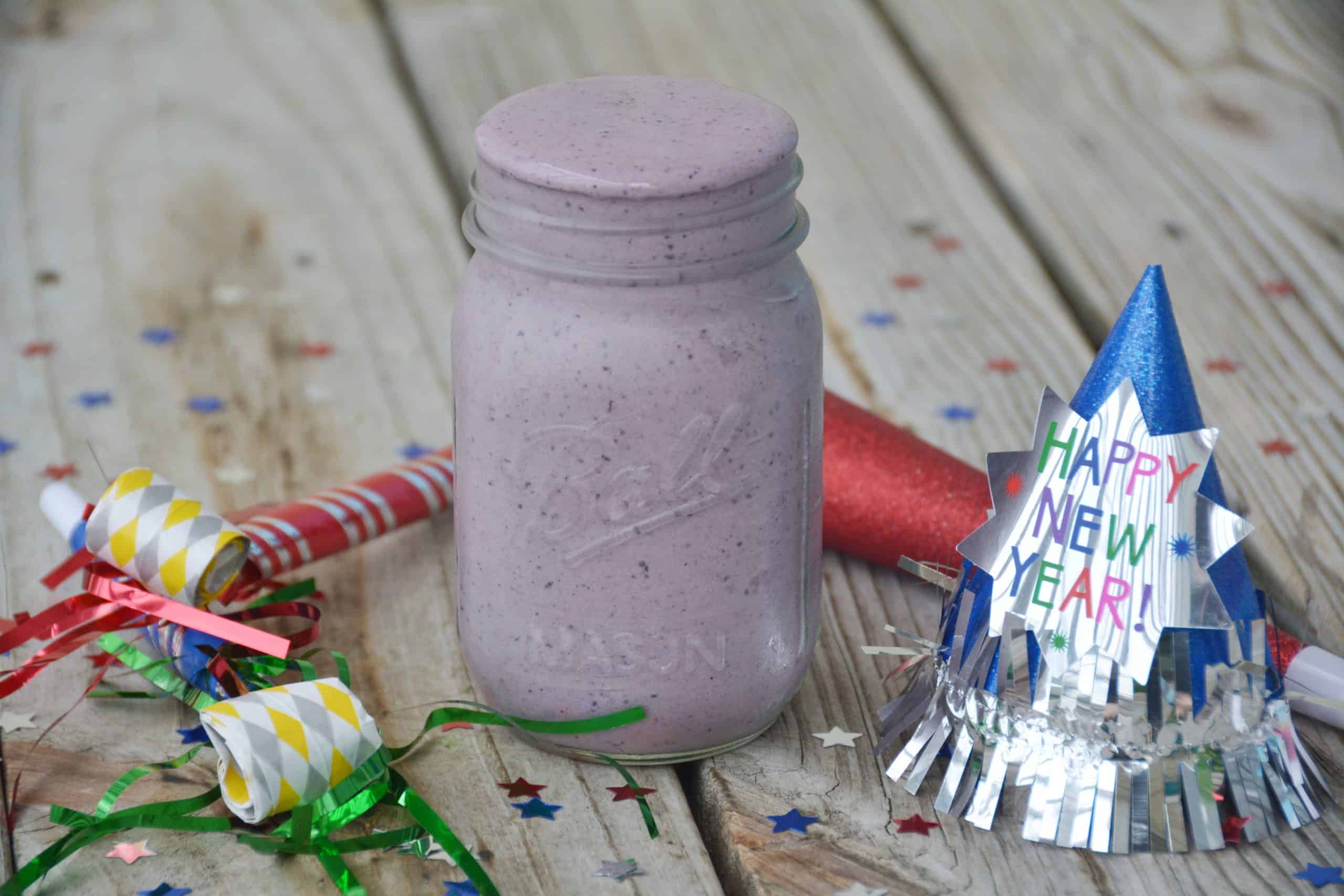 3 Healthy Holiday Protein Smoothie Recipes. Looking for some holiday weight loss tips? Starting with a healthy breakfast recipe is a big one! These healthy smoothie recipes are low-calorie, high-protein, gluten-free and vegan adaptable. Fun, festive and great for the whole family! #proteinsmoothierecipes #healthyholidayrecipes #holidayweightloss #reesewoodsfitness www.reesewoods.com
