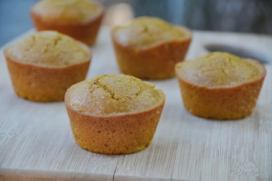 Kodiak Gingerbread Protein Muffins. Looking for a healthy holiday Kodiak recipe? These gingerbread Kodiak muffins are low-calorie, low-fat, high-protein and absolutely delicious. Gluten-free and vegan substitutions included, along with full recipe macros. #kodiakcakesrecipes #healthyholidayrecipes #healthyholidaybaking #reesewoodsfitness www.reesewoods.com
